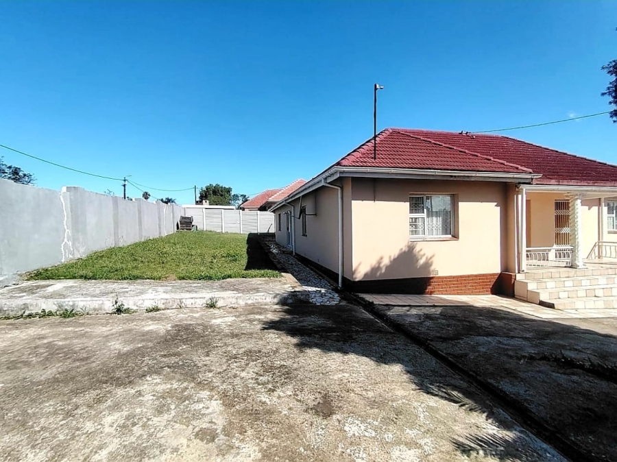 3 Bedroom Property for Sale in Cambridge West Eastern Cape